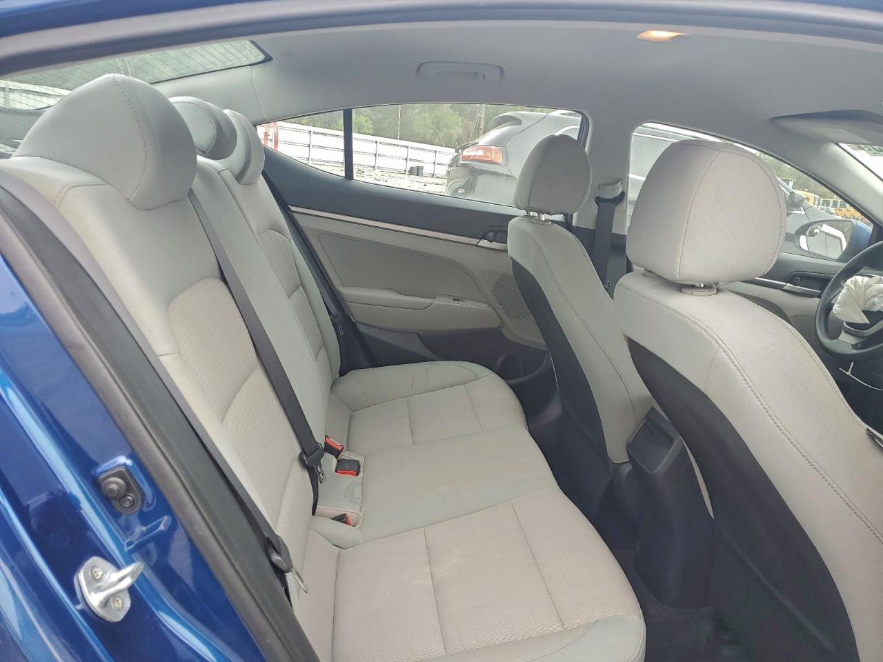 2017 Hyundai Elantra Se VIN: C505888 Lot: 94193255