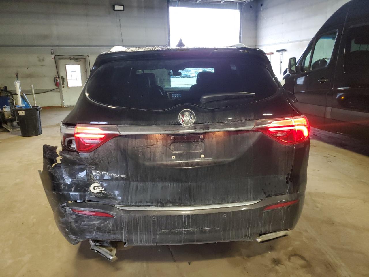 2022 Buick Enclave Essence VIN: 5GAEVAKW1NJ148272 Lot: 93327515