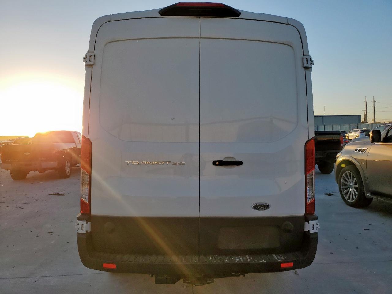 2024 Ford Transit T-250 VIN: 1FTBR1C87RKB66555 Lot: 92226355