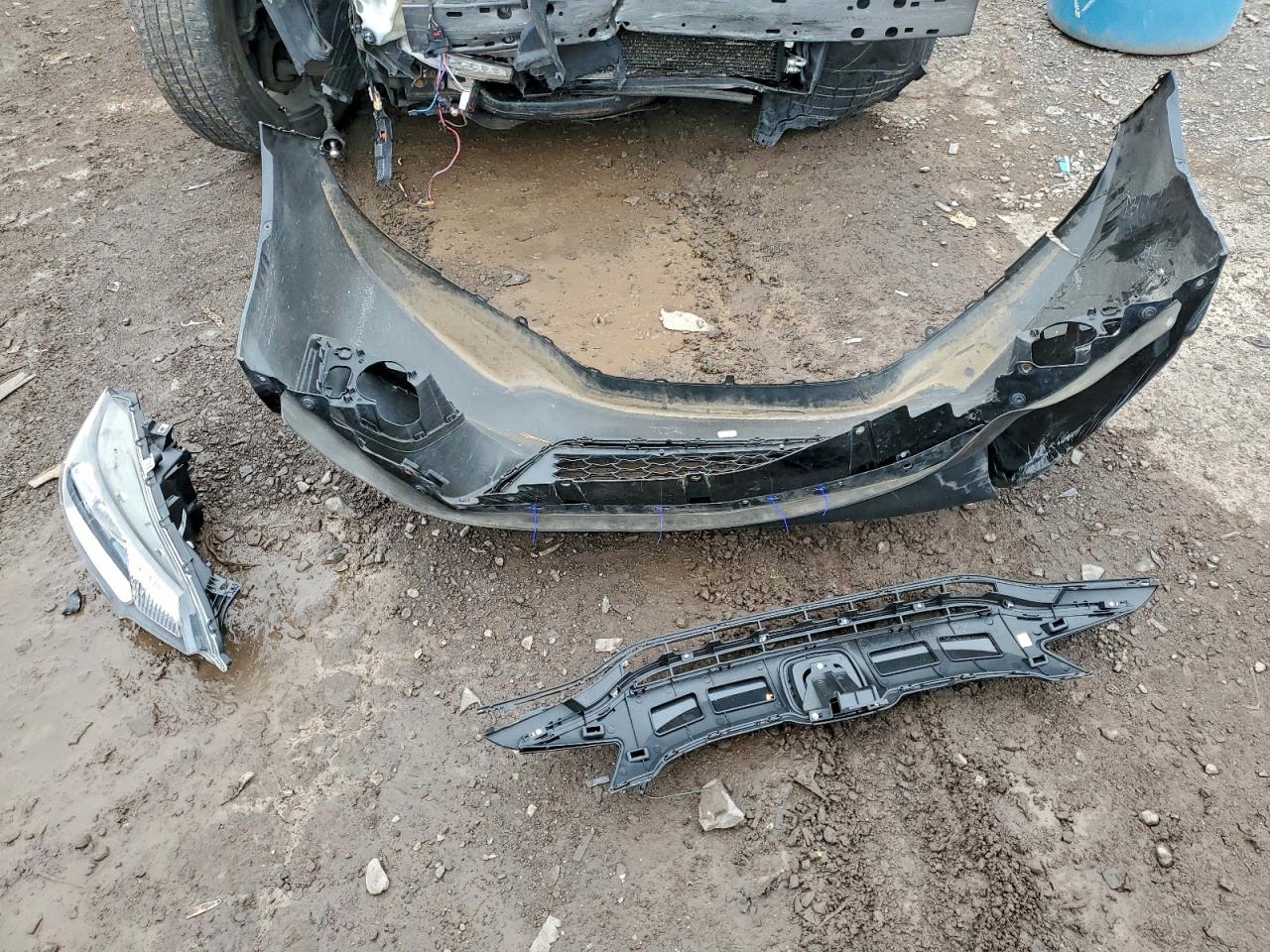 2017 Honda Fit Lx VIN: 3HGGK5H52HM706144 Lot: 93636805