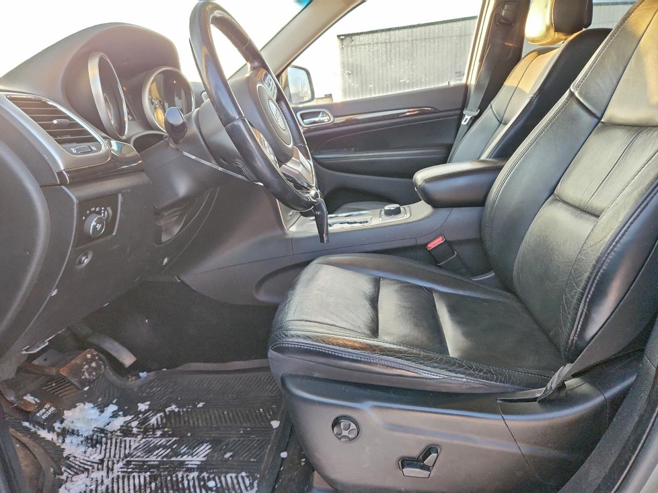 2012 Jeep Grand Cherokee Laredo VIN: 1C4RJFAT0CC104717 Lot: 94395205