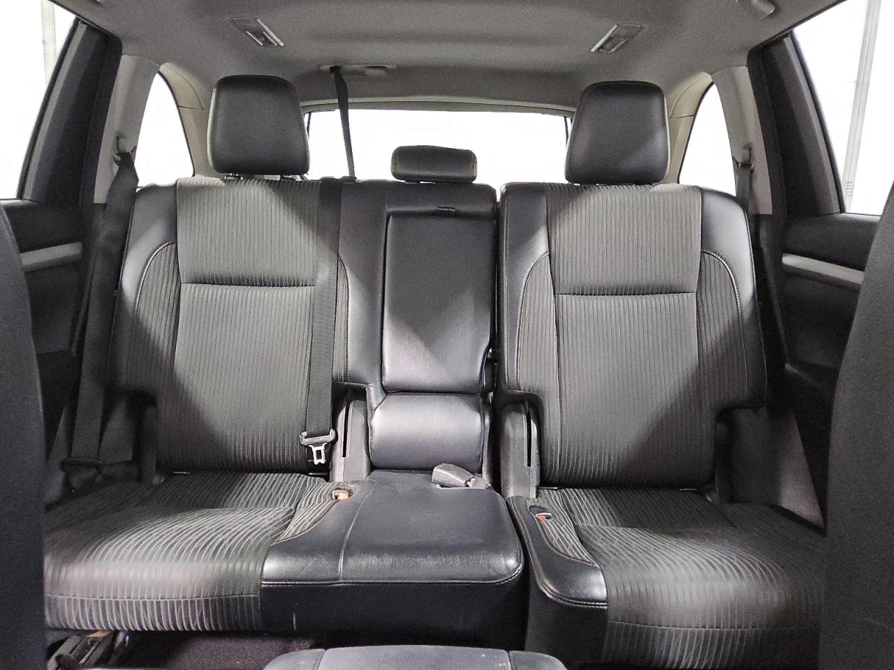 2017 Toyota Highlander Le VIN: 5TDZZRFH5HS209340 Lot: 92881205