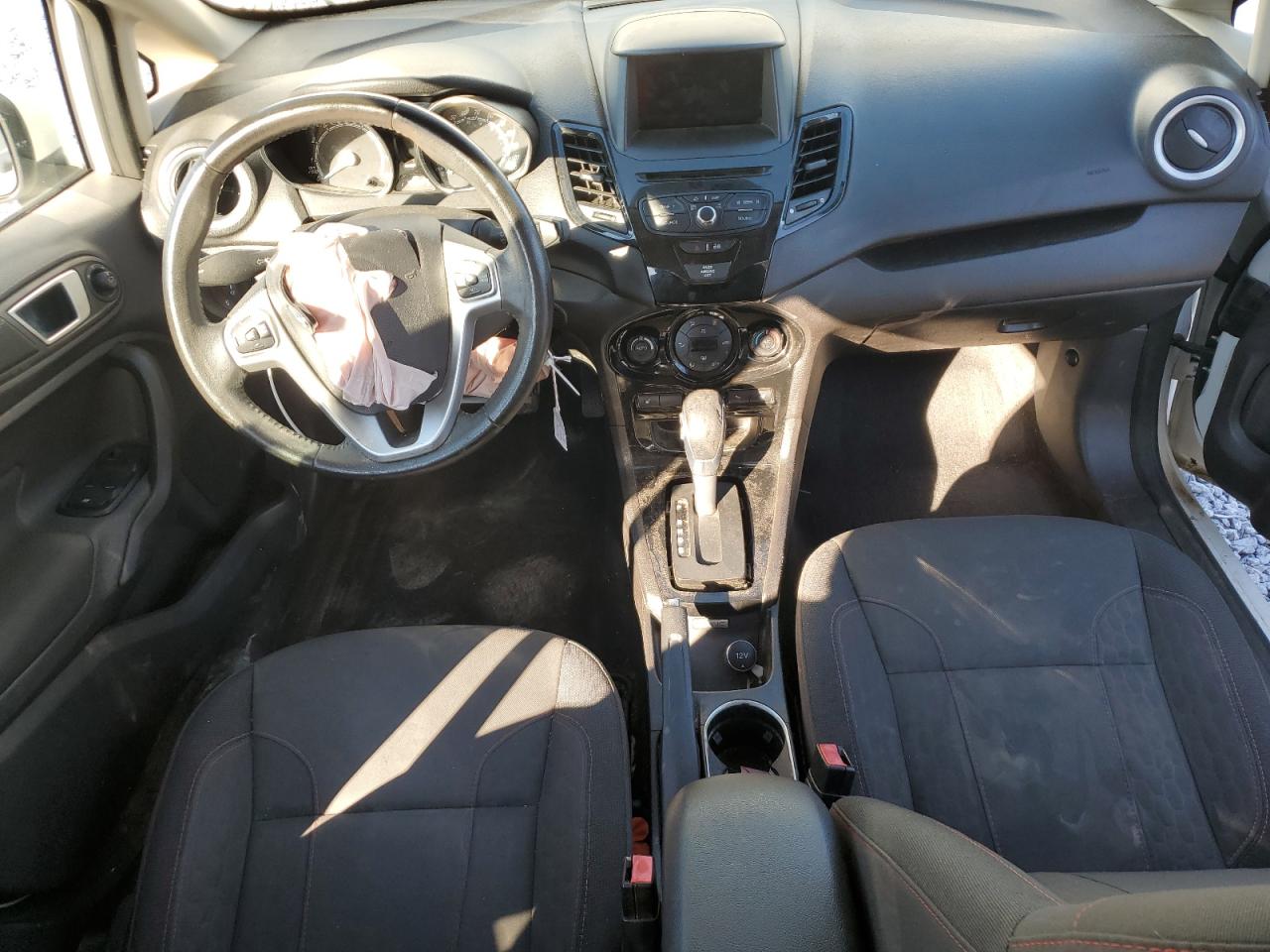 2014 Ford Fiesta Se VIN: 3FADP4BJXFM216072 Lot: 90477785