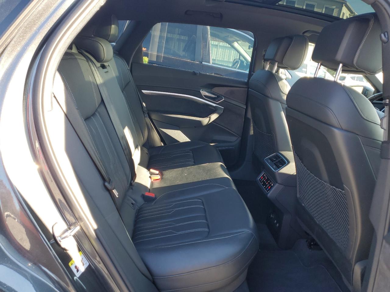 2019 Audi E-Tron Prestige VIN: WA1VAAGE2KB006636 Lot: 93374995