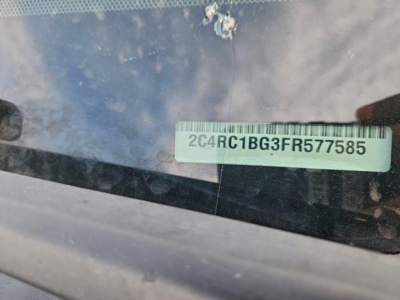 2015 Chrysler Town & Country Touring VIN: 2C4RC1BG3FR577585 Lot: 94302685