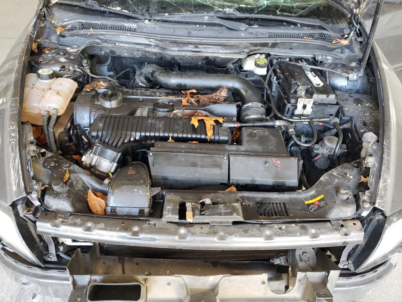 2011 Volvo S40 T5 VIN: YV1672MS3B2548931 Lot: 91804145