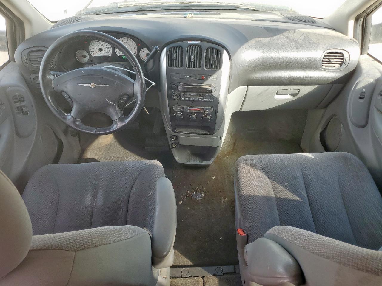 2005 Chrysler Town & Country Touring VIN: 2C4GP54L65R251422 Lot: 93703635