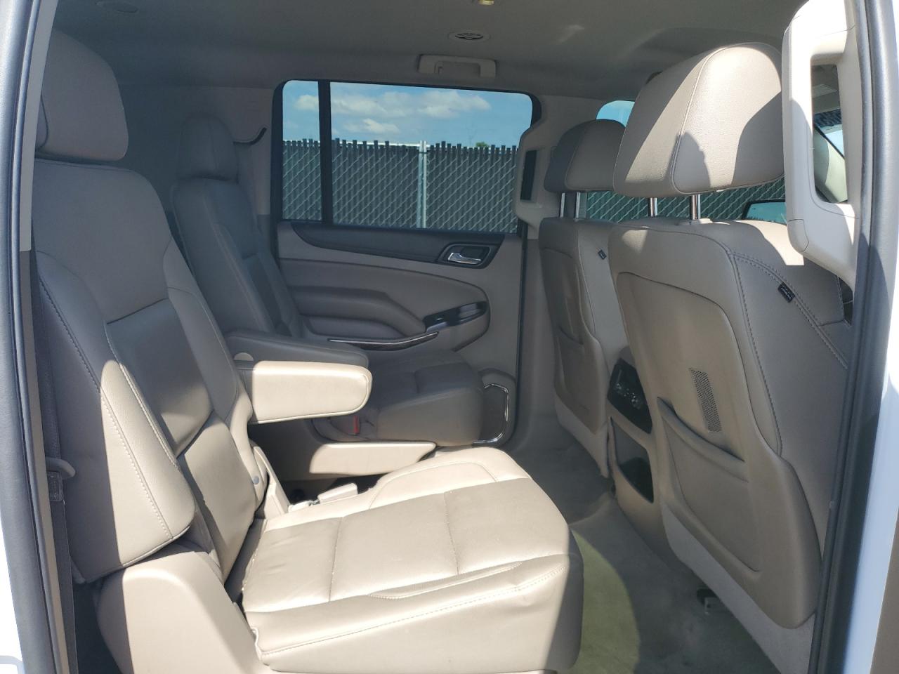 2016 GMC Yukon Xl C1500 Slt VIN: 1GKS1GKC1GR483465 Lot: 90952605