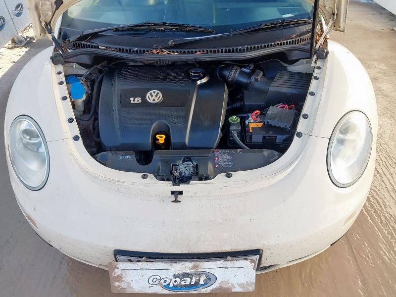 2008 VOLKSWAGEN BEETLE 1.6 LUNA 2DR