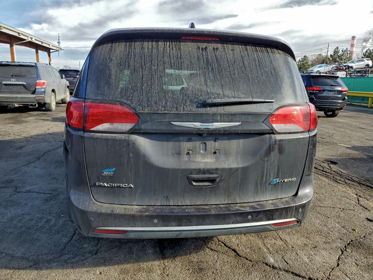 2019 Chrysler Pacifica Hybrid Touring Plus VIN: 2C4RC1H7XKR577732 Lot: 94492425