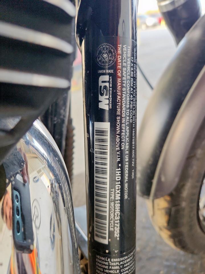 2017 Harley-Davidson Fxdb Dyna Street Bob VIN: 1HD1GXM18HC317352 Lot: 93587815