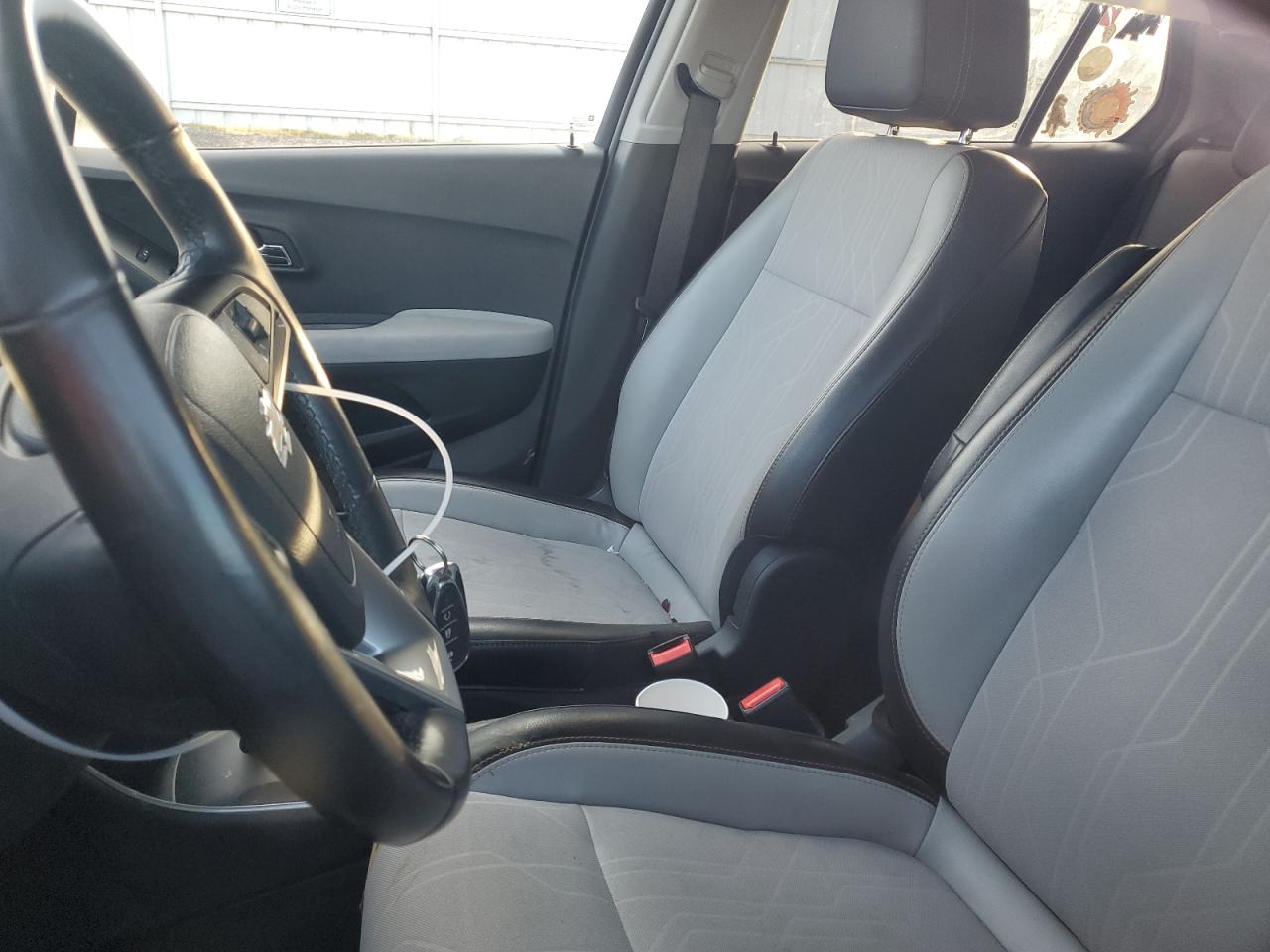 2017 Chevrolet Trax 1Lt VIN: 3GNCJPSB3HL197690 Lot: 93688635