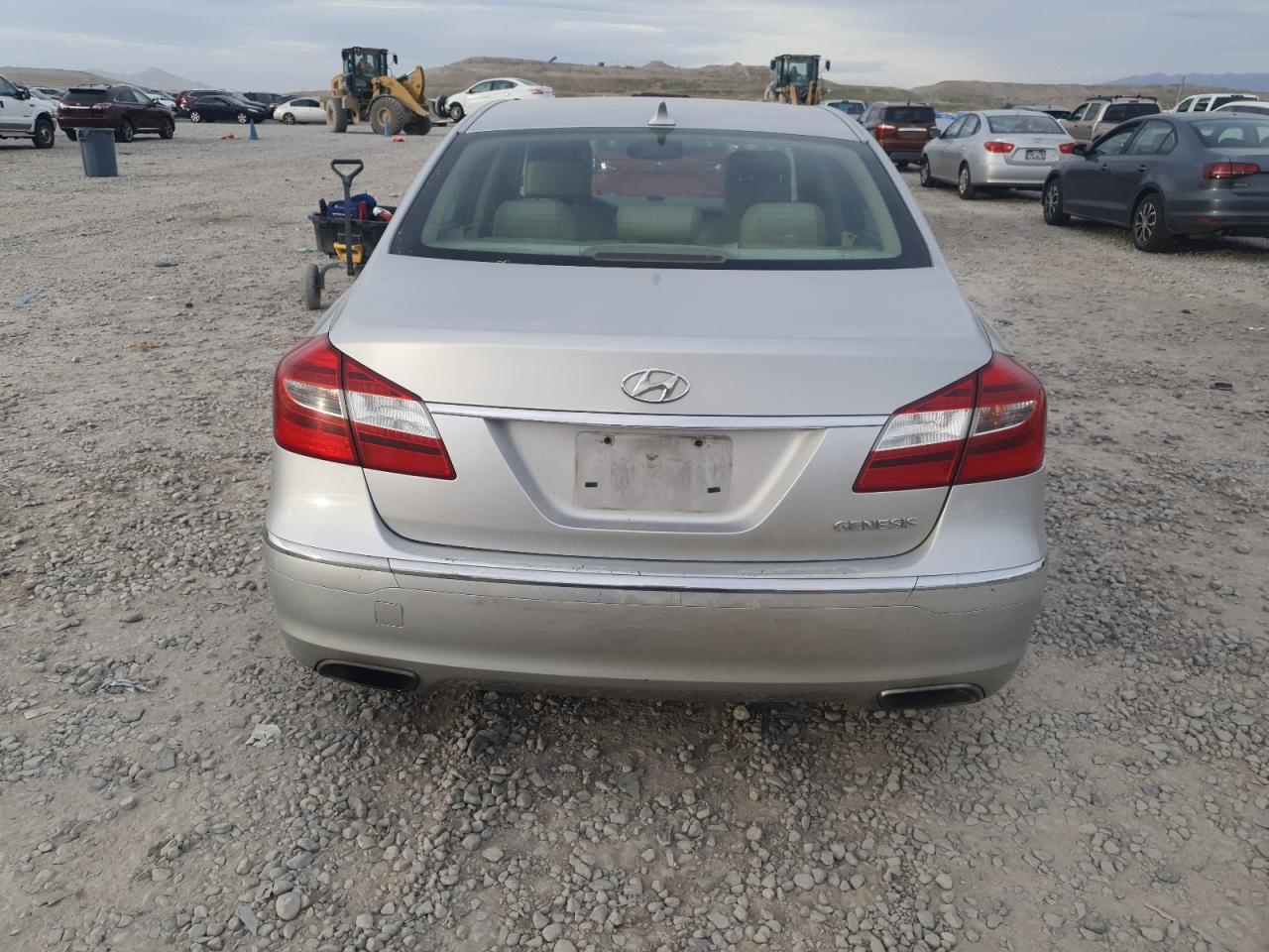 2012 Hyundai Genesis 3.8L VIN: KMHGC4DD0CU159328 Lot: 89902875