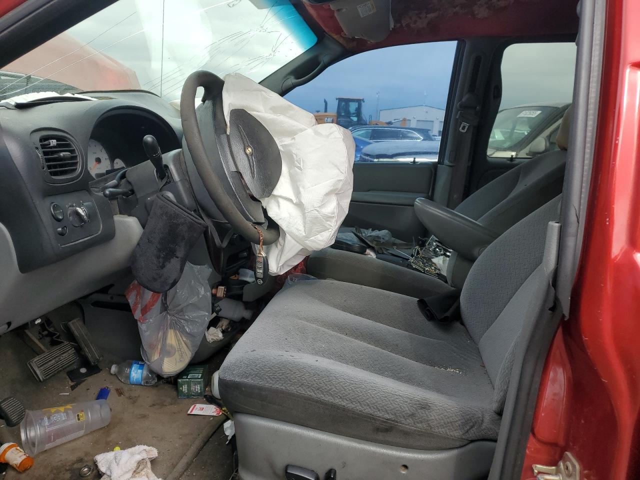 2004 Chrysler Town & Country Lx VIN: 2C4GP44RX4R604659 Lot: 91647165