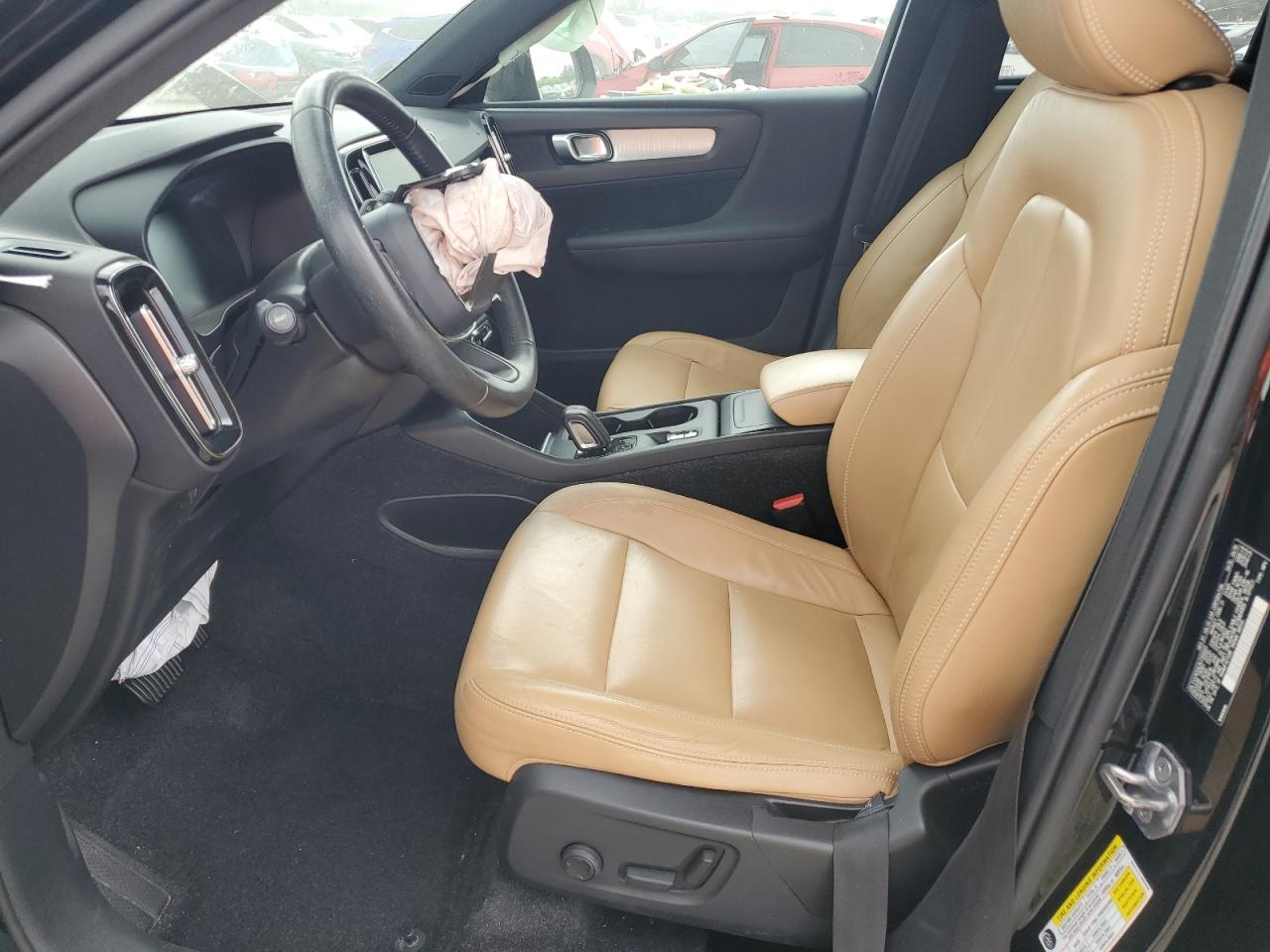 2019 Volvo Xc40 T5 Momentum VIN: YV4162UK2K2155020 Lot: 91381845