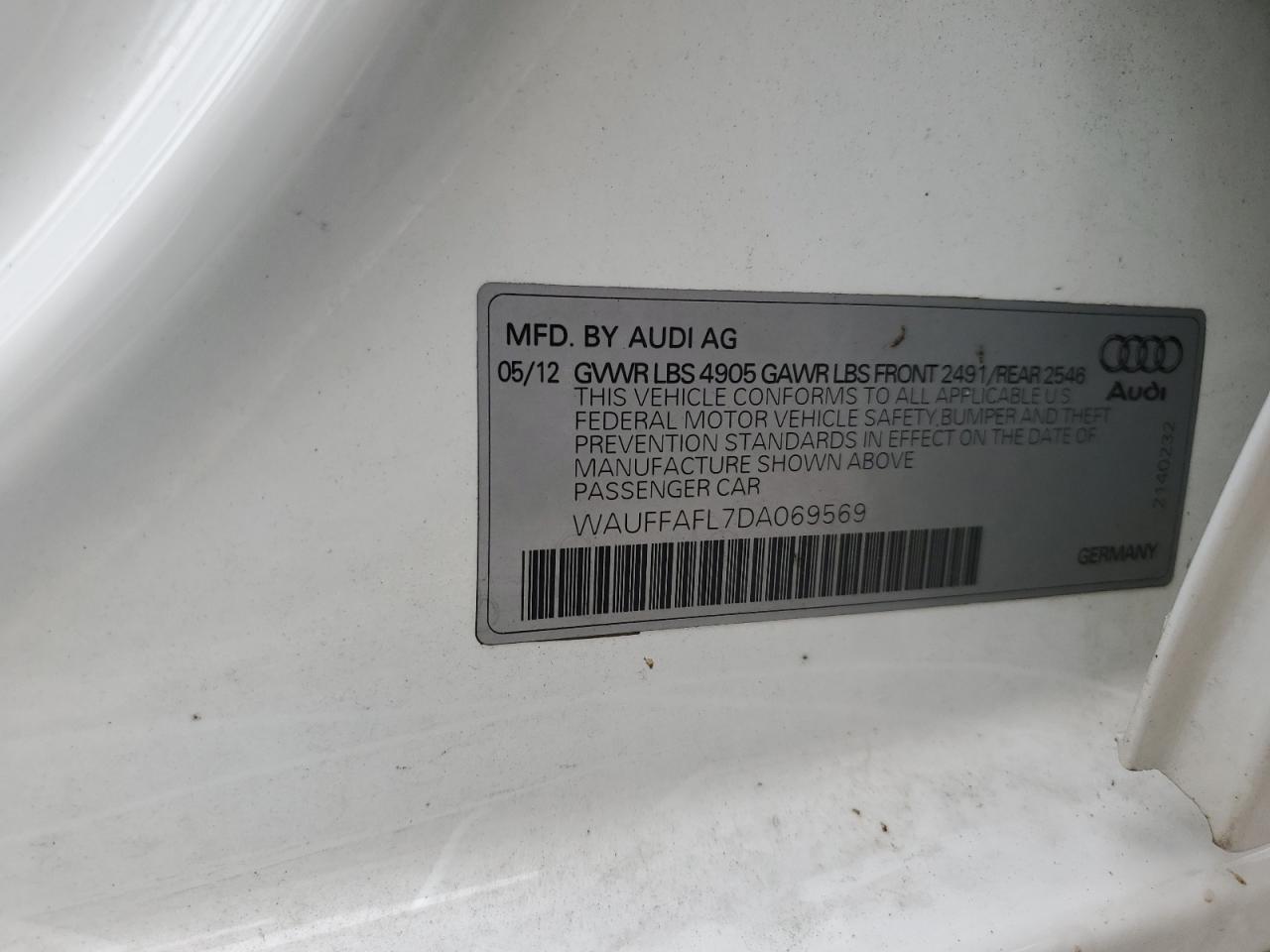 2013 Audi A4 Premium Plus VIN: WAUFFAFL7DA069569 Lot: 90657835