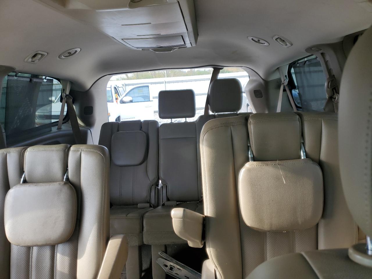 2011 Chrysler Town & Country Touring L VIN: 2A4RR8DGXBR609182 Lot: 91813205