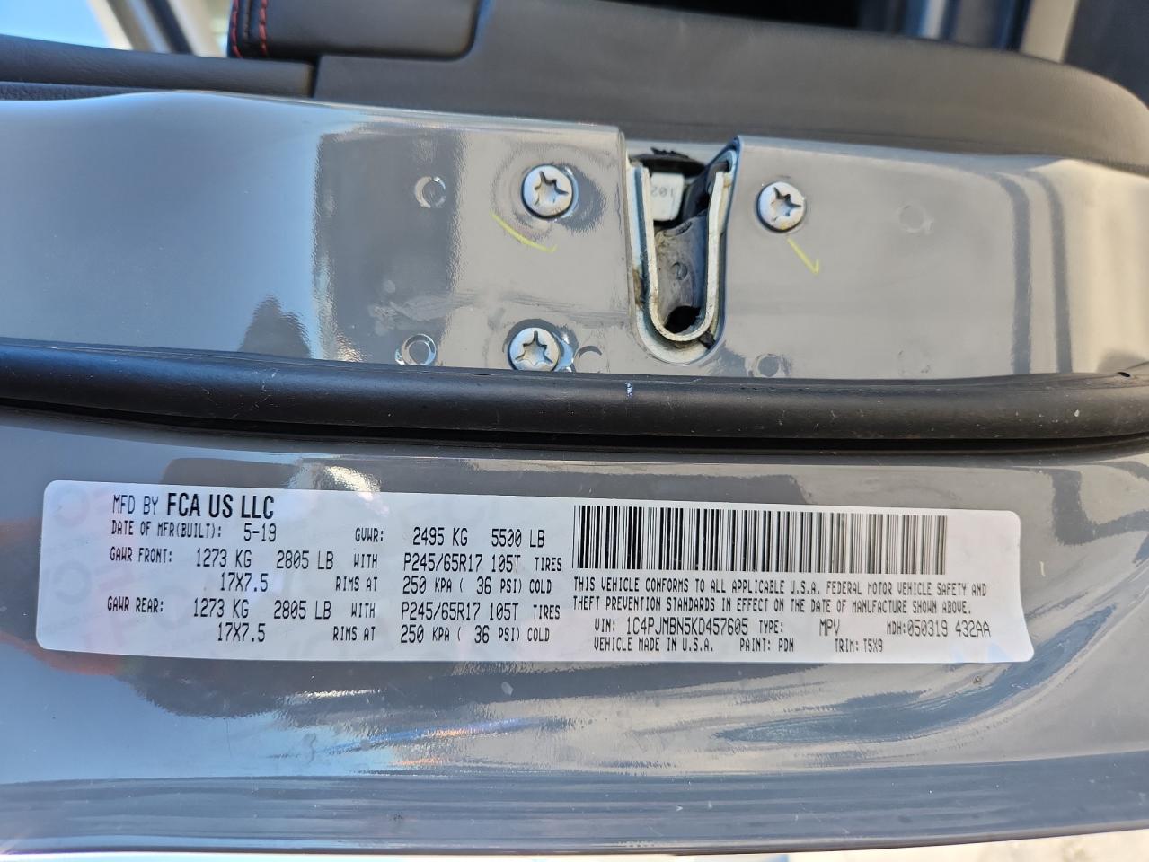 2019 Jeep Cherokee Trailhawk VIN: 1C4PJMBN5KD457605 Lot: 93691525