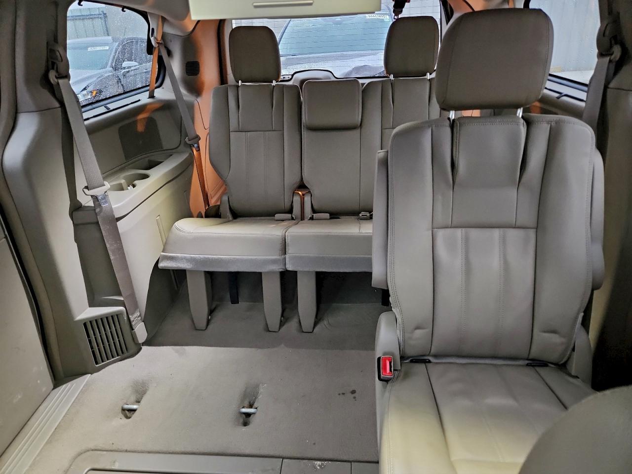 2015 Chrysler Town & Country Touring VIN: 2C4RC1BG6FR665126 Lot: 94474715