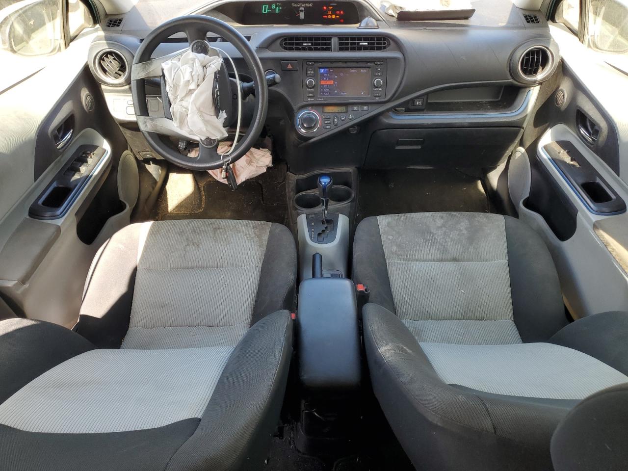 2013 Toyota Prius C VIN: JTDKDTB31D1053974 Lot: 92319685