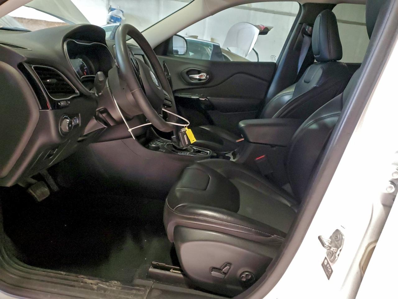 2021 Jeep Cherokee Latitude Plus VIN: 1C4PJMLB6MD236733 Lot: 93760925