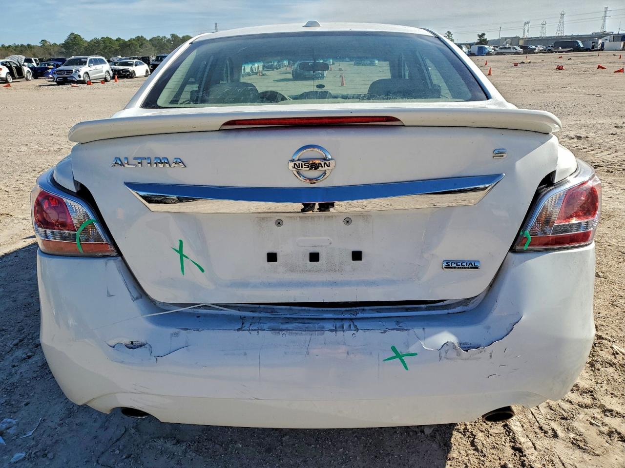 2015 Nissan Altima 2.5 VIN: 1N4AL3AP8FN917763 Lot: 94259505