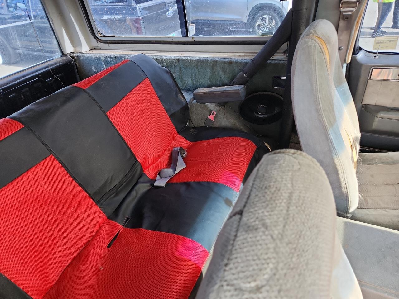 1987 Chevrolet Blazer V10 VIN: 1GNEV18H1HF153882 Lot: 92422505