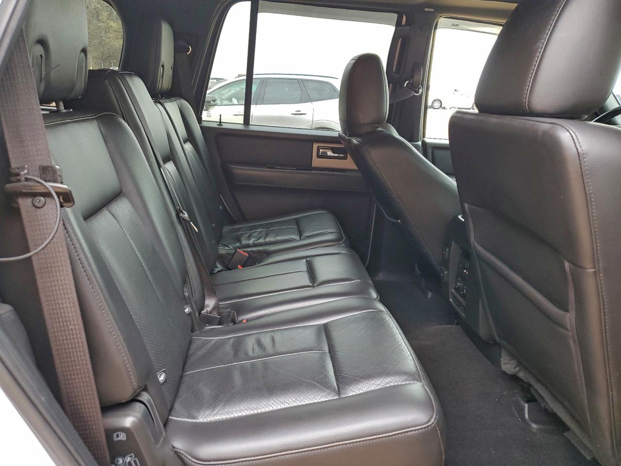 2013 Ford Expedition Limited VIN: 1FMJU2A54DEF56122 Lot: 94155625