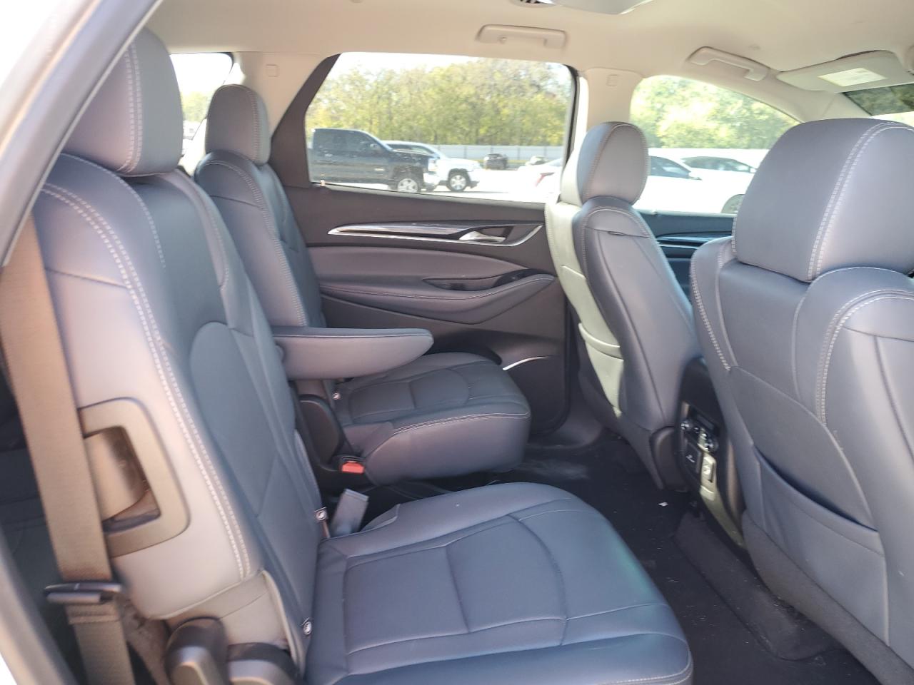 2019 Buick Enclave Essence VIN: 5GAERBKWXKJ171880 Lot: 90286165