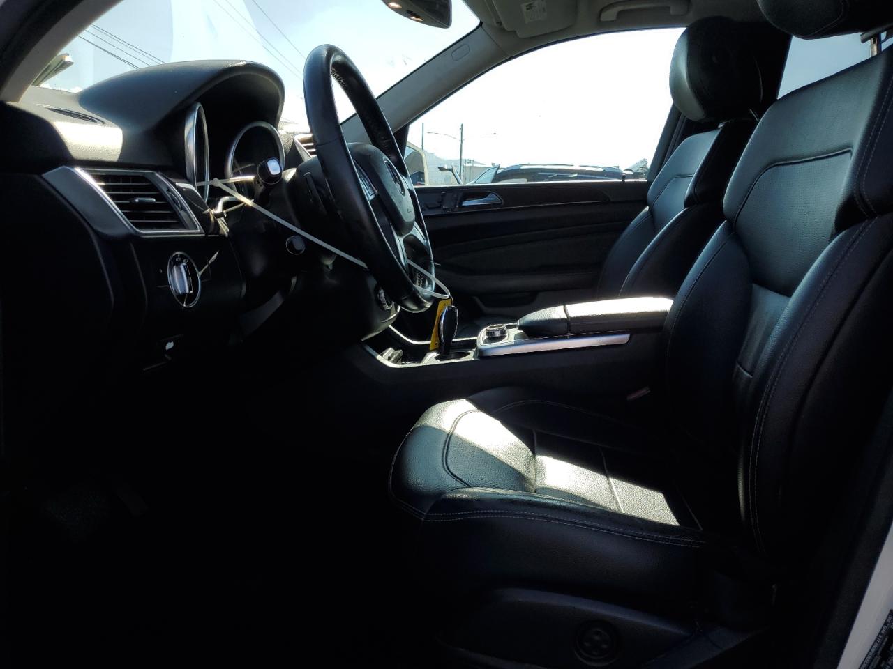 2015 Mercedes-Benz Ml 350 VIN: 4JGDA5JB8FA575005 Lot: 93382865