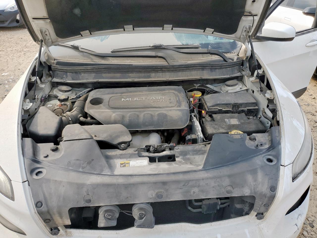 2015 Jeep Cherokee Latitude VIN: 1C4PJMCB1FW728528 Lot: 93532995