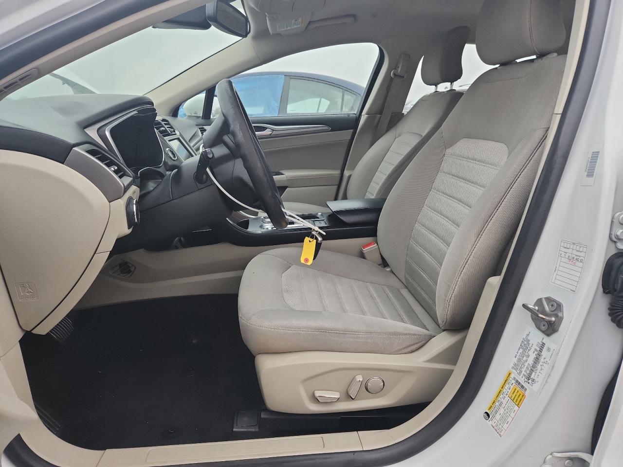 2019 Ford Fusion Se VIN: 3FA6P0LU6KR257774 Lot: 91942695