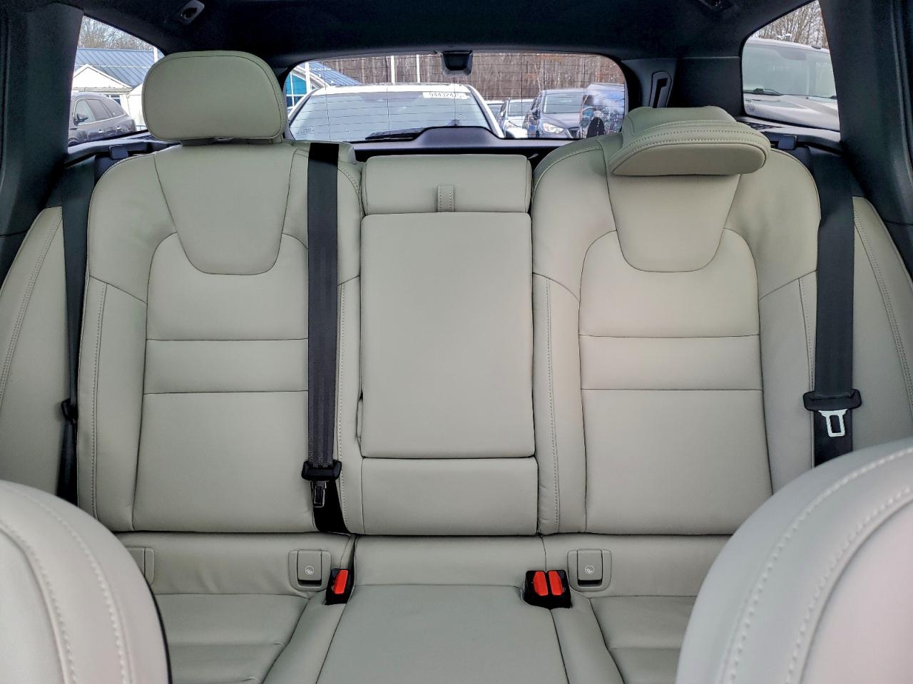 2025 Volvo V60 Cross Country Ultra VIN: YV4L12WL8S2146691 Lot: 94360195