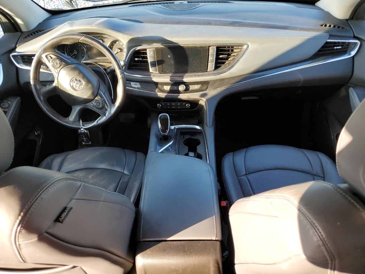 2018 Buick Enclave Essence VIN: 5GAERBKW6JJ284899 Lot: 93296105