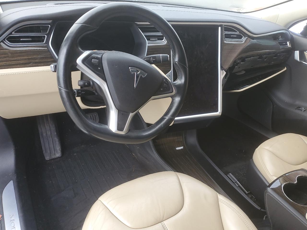 2015 Tesla Model S 85D VIN: 5YJSA1H2XFFP70380 Lot: 93259485