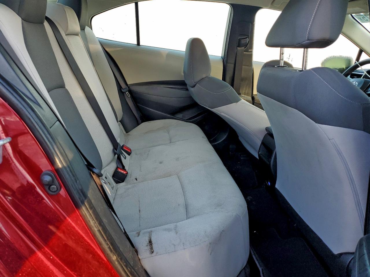 2022 Toyota Corolla Le VIN: JTDEPMAE7NJ226802 Lot: 93849575