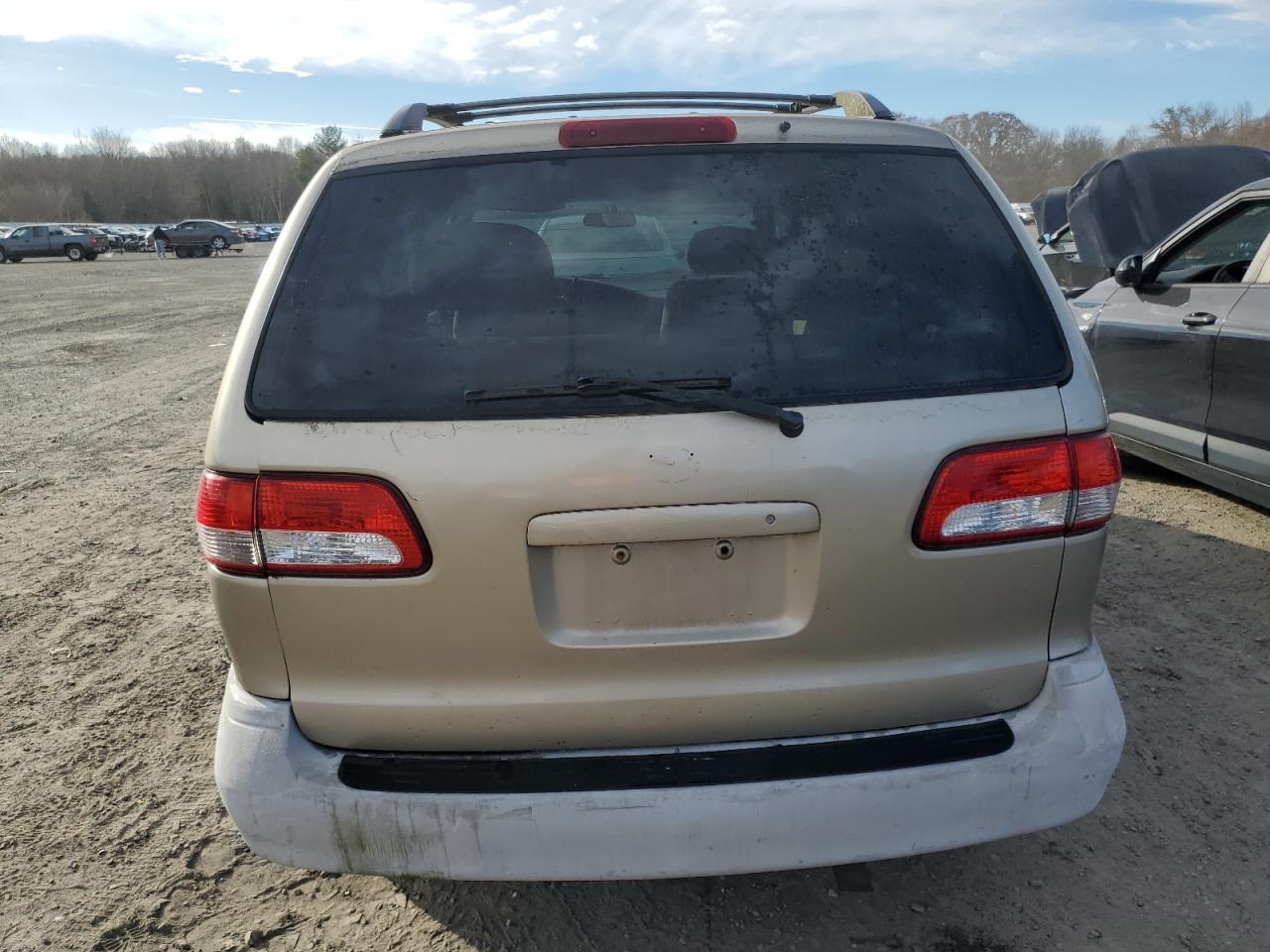 2001 Toyota Sienna Ce VIN: 4T3ZF19C01U359130 Lot: 92535805