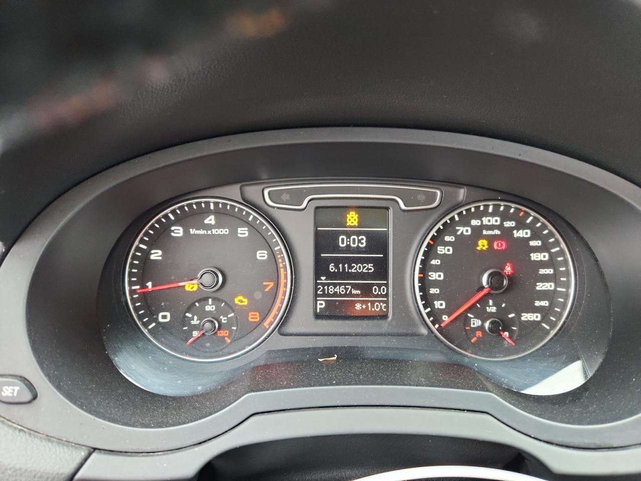 2015 Audi Q3 Premium Plus VIN: WA1EFEFS1FR001845 Lot: 91437635