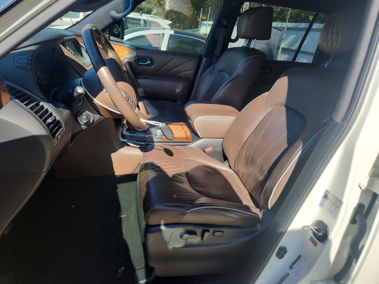 2017 Infiniti Qx80 Base VIN: JN8AZ2NE7H9152119 Lot: 91001345