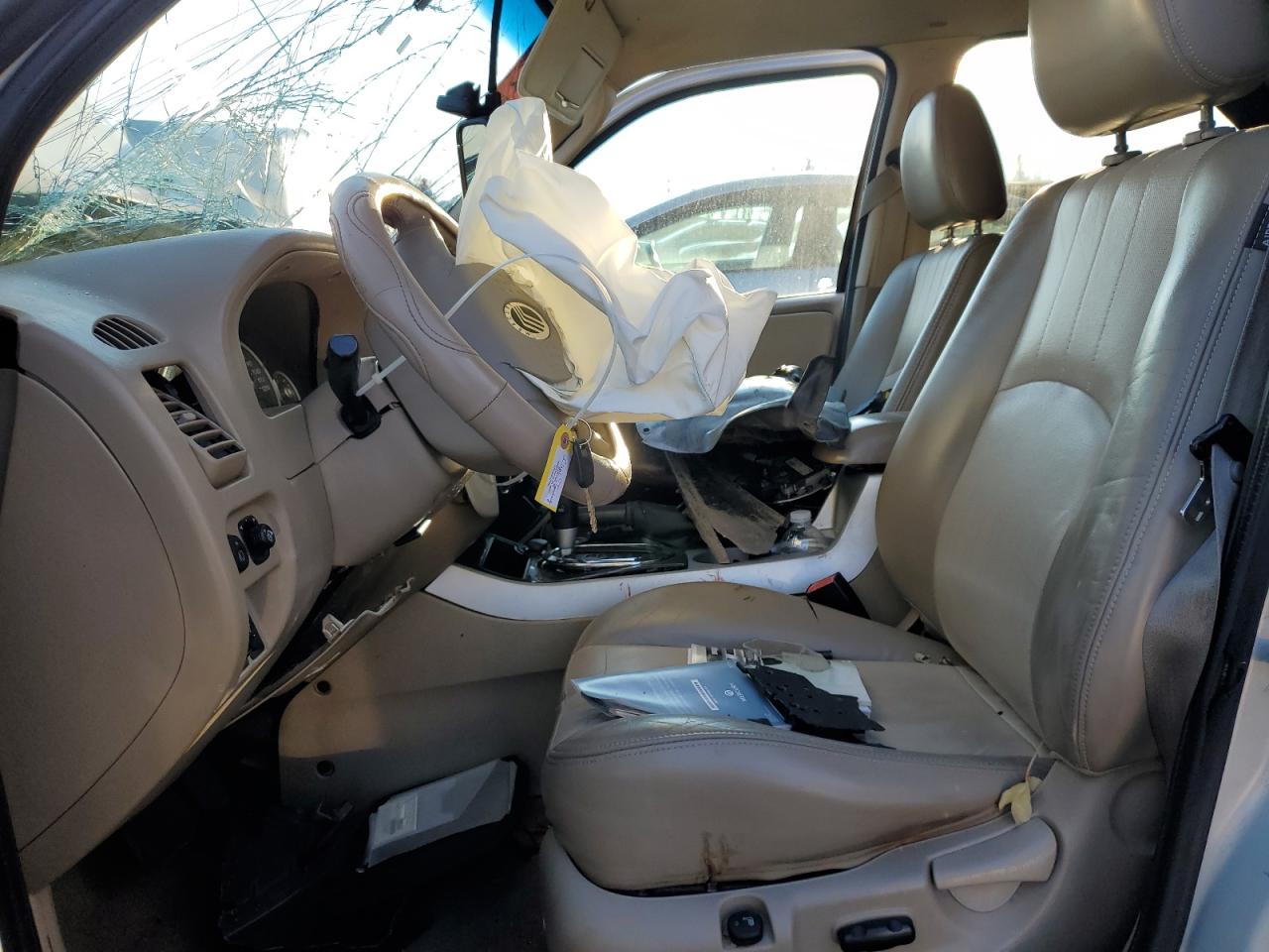 2007 Mercury Mariner Luxury VIN: 4M2CU91157KJ12444 Lot: 93310955