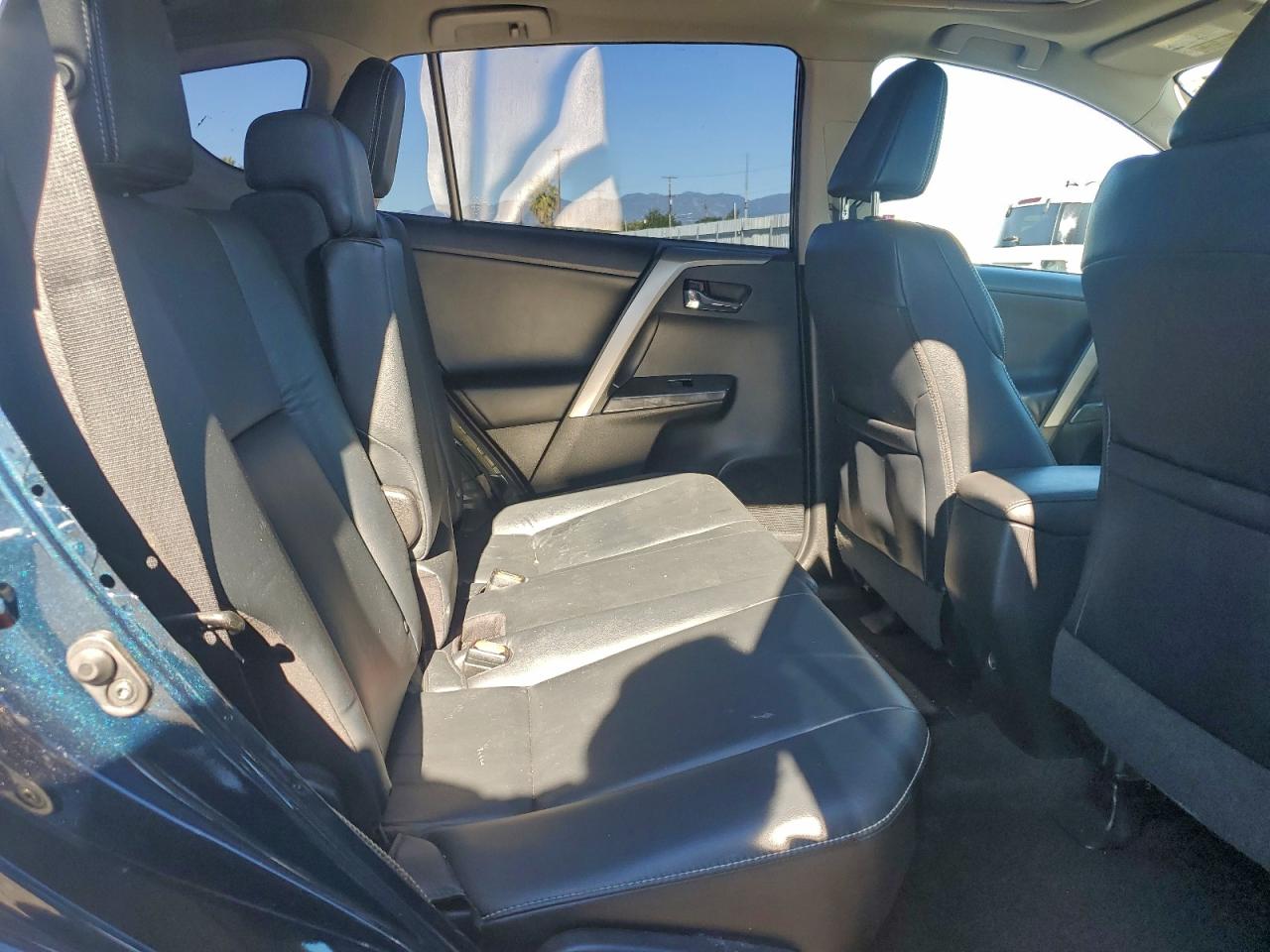 2017 Toyota Rav4 Limited VIN: 2T3DFREV2HW552597 Lot: 94296875