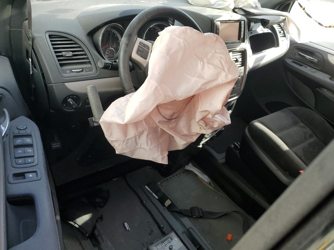 2015 Dodge Grand Caravan Sxt VIN: 2C4RDGCG9FR613245 Lot: 92227935