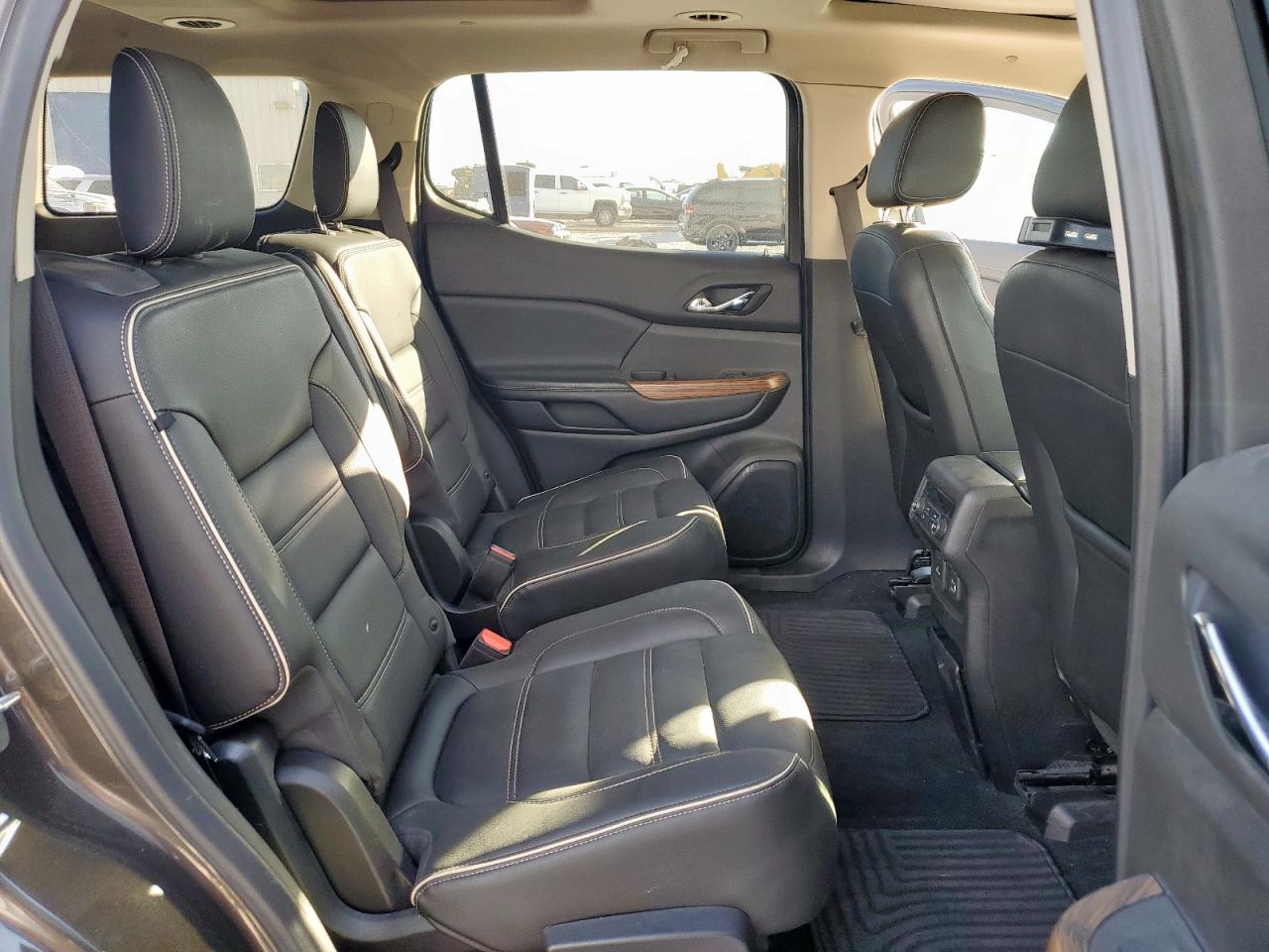 2019 GMC Acadia Denali VIN: 1GKKNPLS8KZ257233 Lot: 92604775