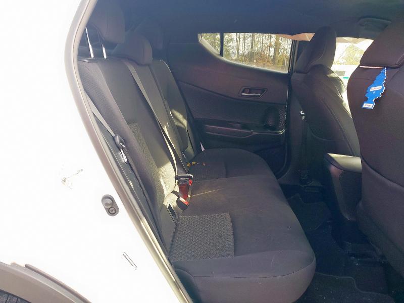 2023 TOYOTA C-HR 1.8 HYBRID DESIGN 5DR CVT