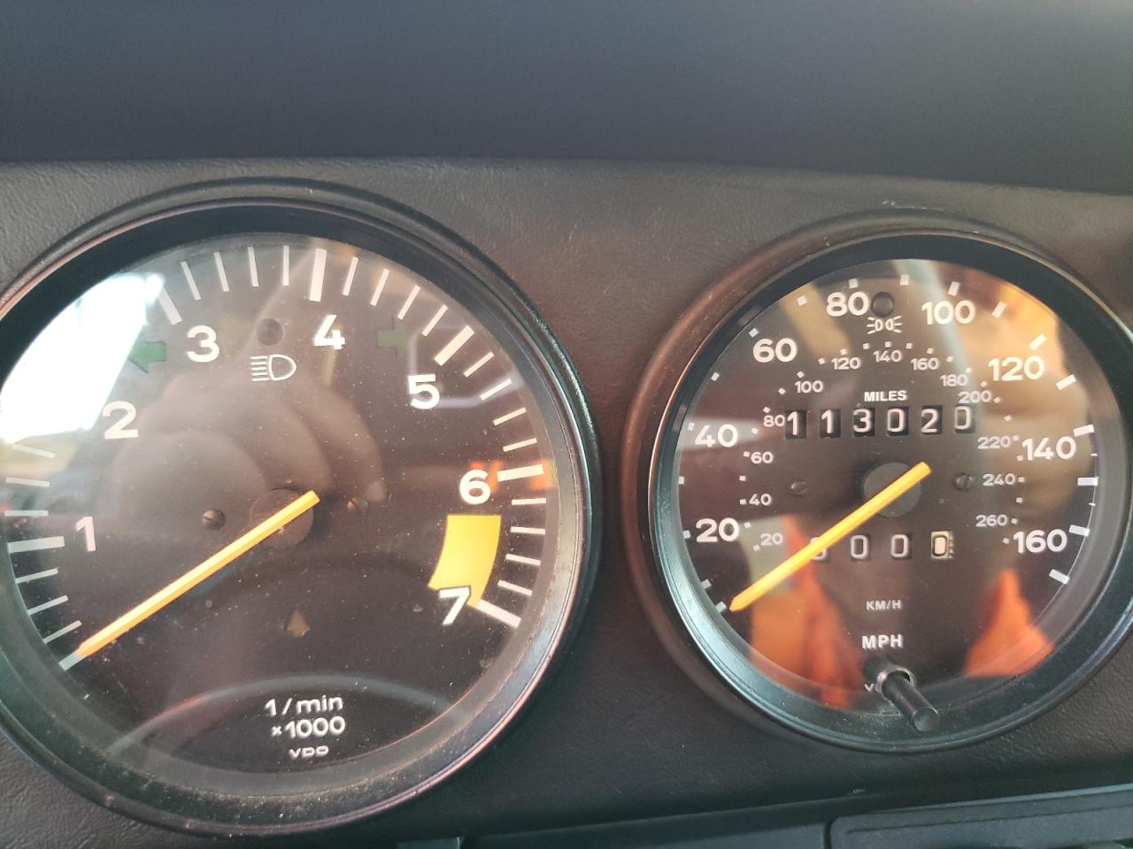 1987 Porsche 911 Carrera VIN: WP0EB0913HS172082 Lot: 92925825