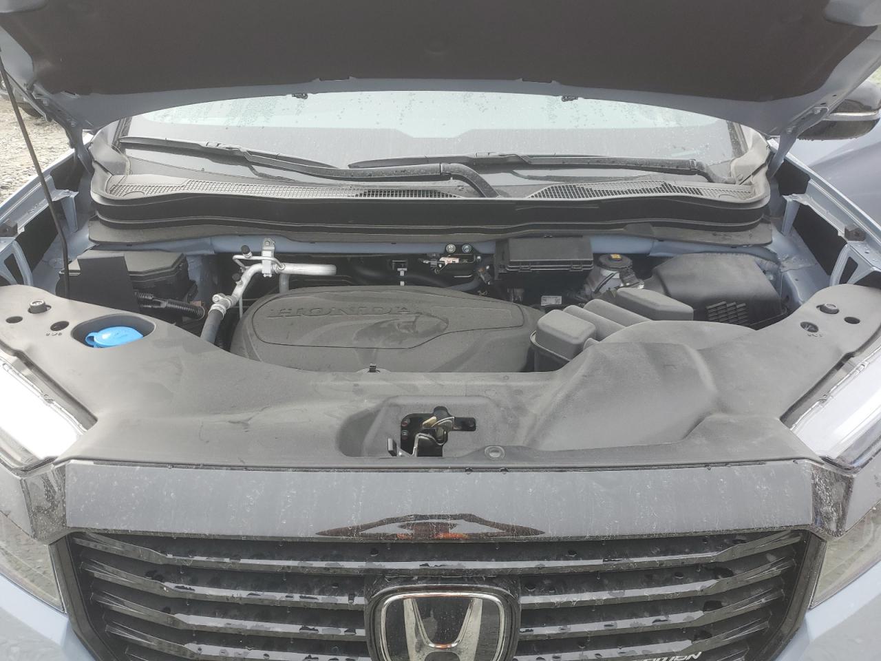 2024 Honda Passport Black Edition VIN: 5FNYF8H89RB012060 Lot: 92219765