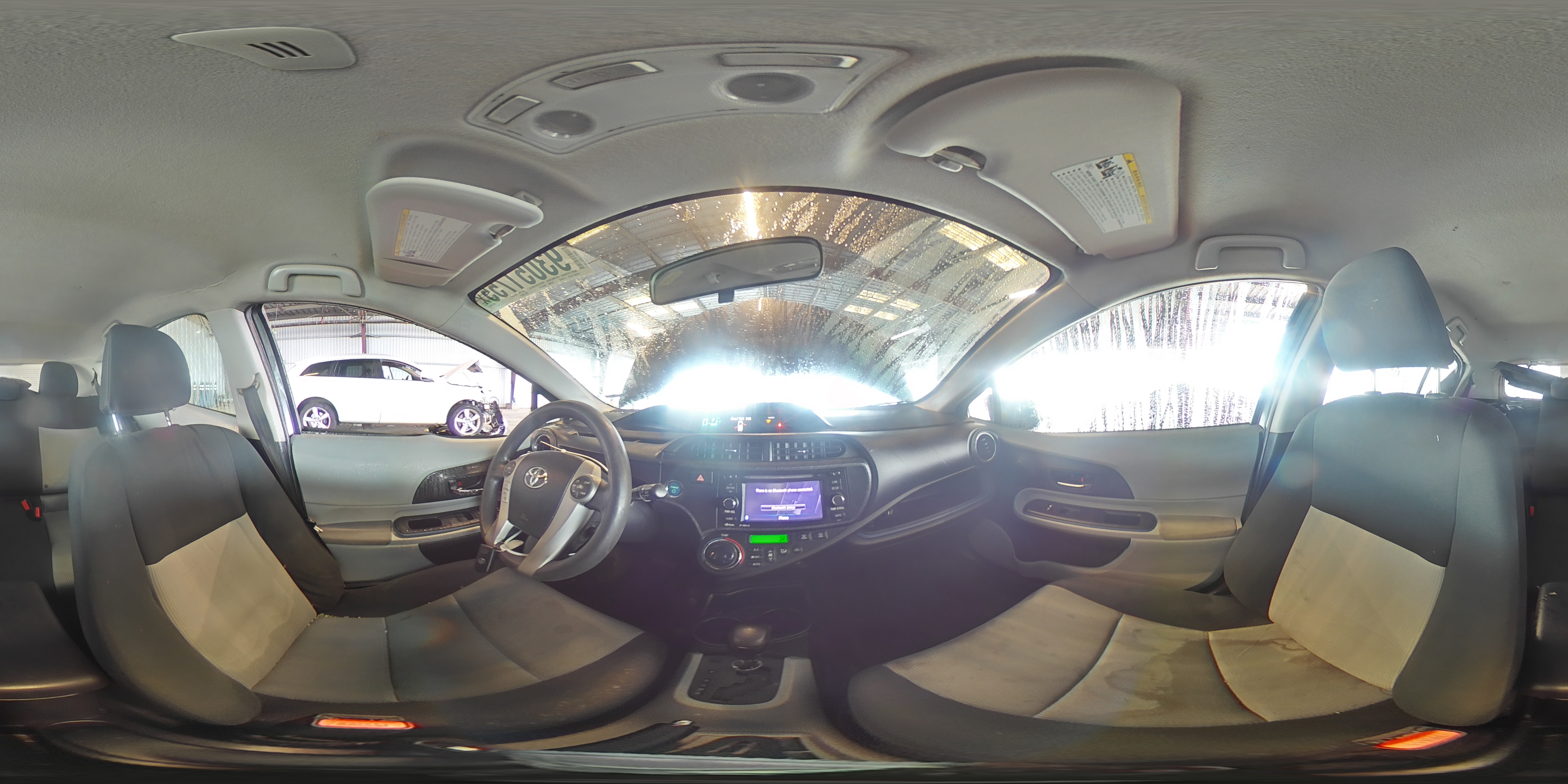 2013 Toyota Prius C VIN: JTDKDTB33D1053359 Lot: 93051755