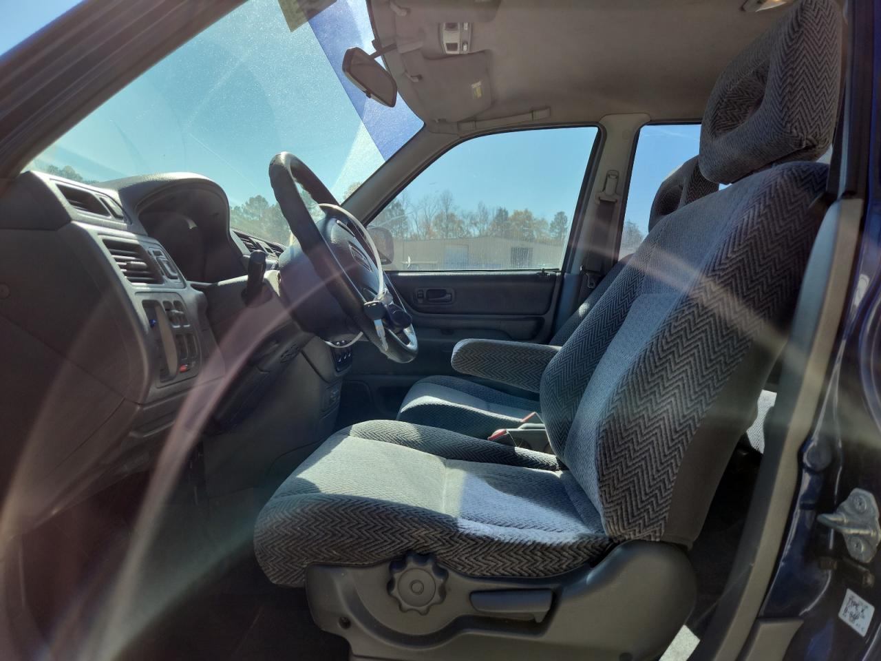 1998 Honda Cr-V Lx VIN: JHLRD2844WC003380 Lot: 91813685