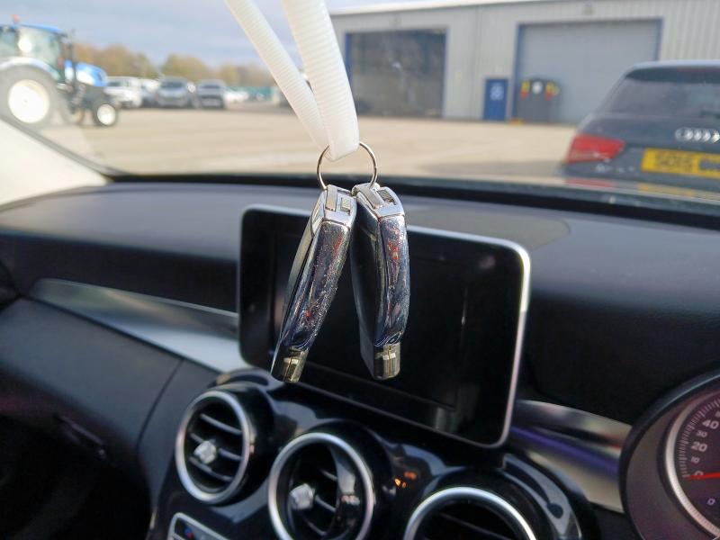 2015 MERCEDES-BENZ C CLASS C220 BLUETEC SE 4DR AUTO