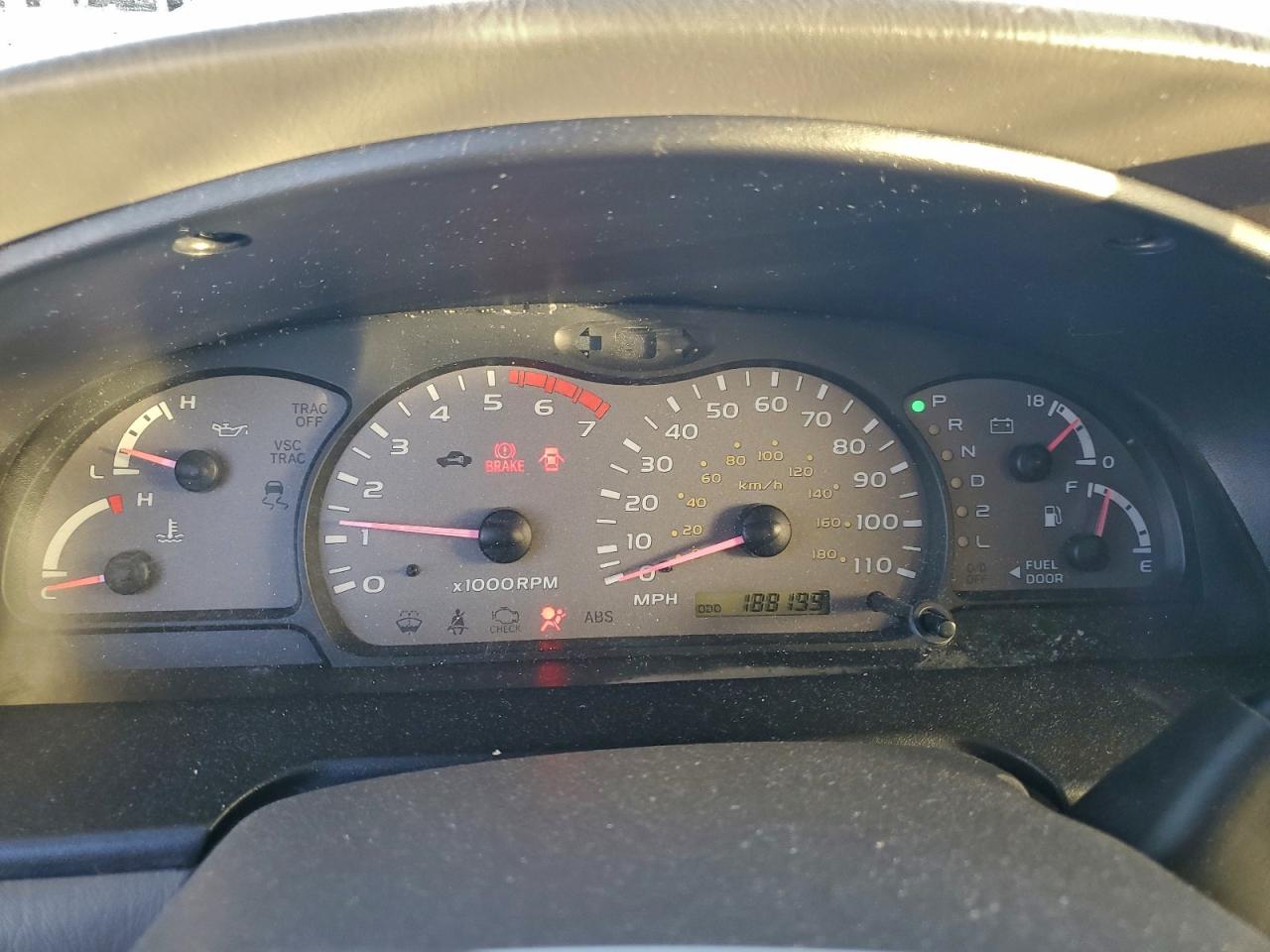 2004 Toyota Sequoia Sr5 VIN: 5TDZT34A34S207827 Lot: 94361485